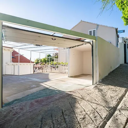 Kralj Apartamento *